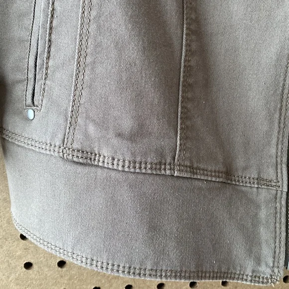 Express - Picture 5 of 8